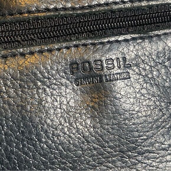 Fossil Black Pebble Leather Trifold Wallet - Picture 4 of 11